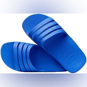 NWT Havaianas Slide Stradi- Size 7/8-